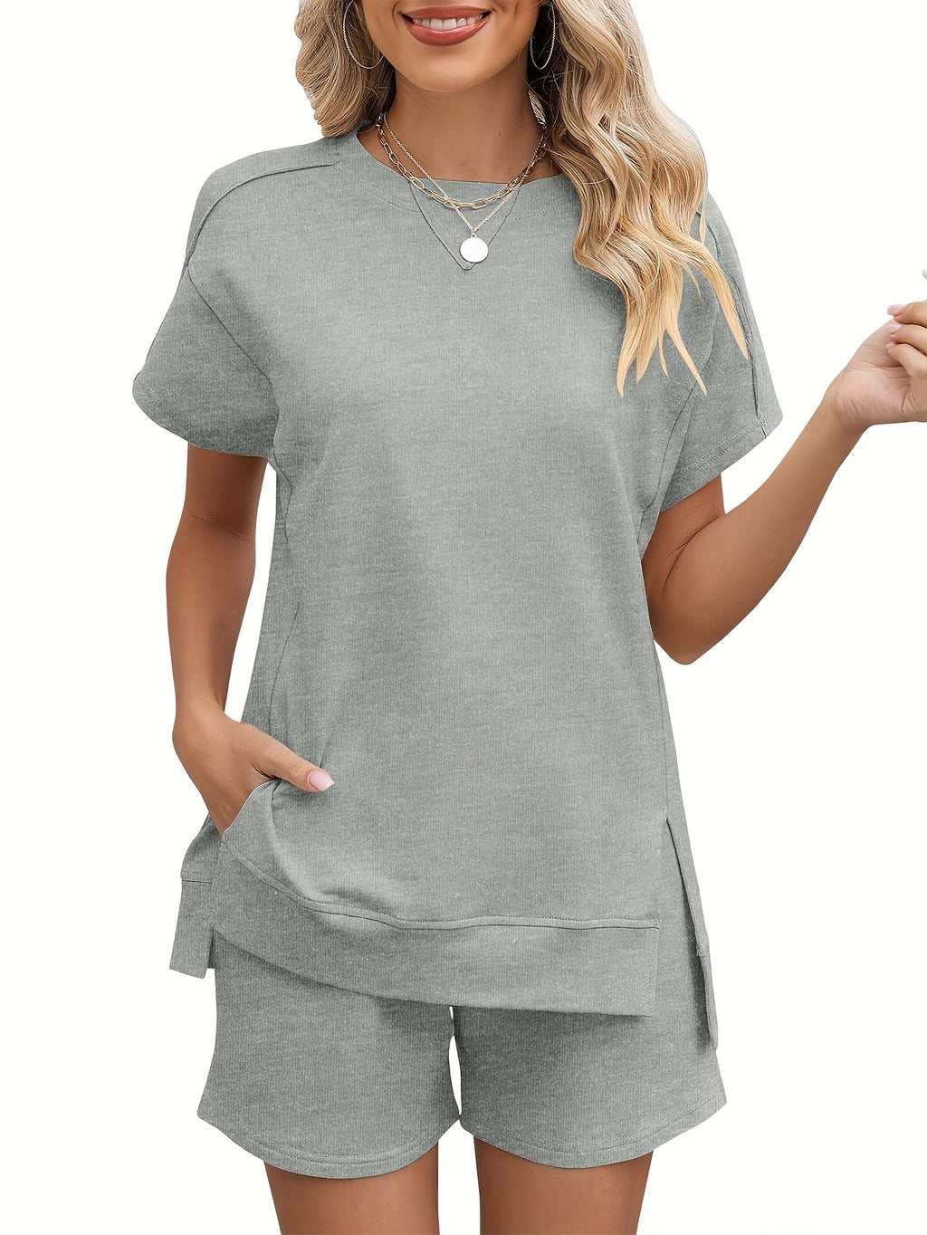 Solid Color Short Sleeve & Shorts 2-Piece Set for Women – Round Neck Slit Top with Matching Shorts, Casual Summer Loungewear Outfit