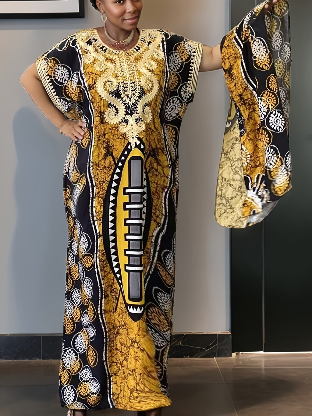Maxi Kaftan Dress Women Arabic Abaya Robe Golden Embroidered Islamic Embellishments Batwing Sleeve Round Neck Long Modest Dress Machine Washable