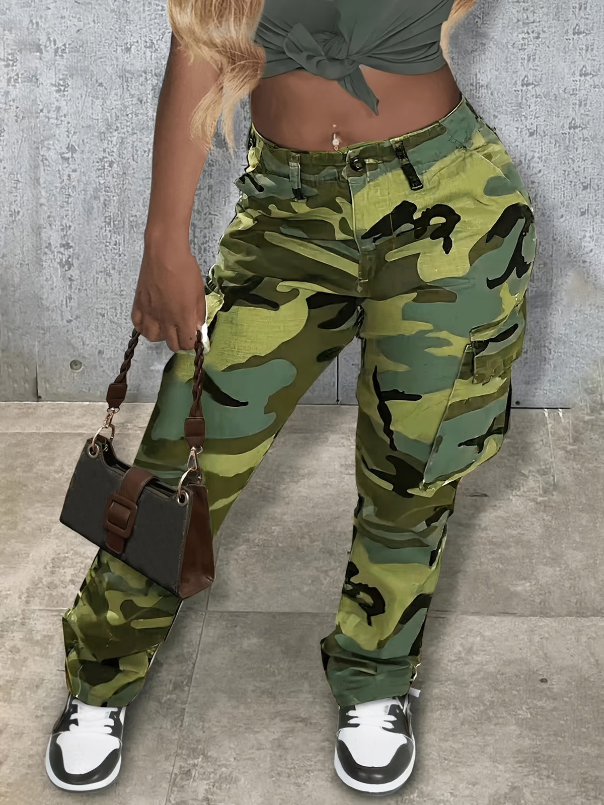Camo Cargo Pants Women Wide Leg Camouflage Army Fatigue Sweatpants Flap Pockets Streetwear Casual Outdoor