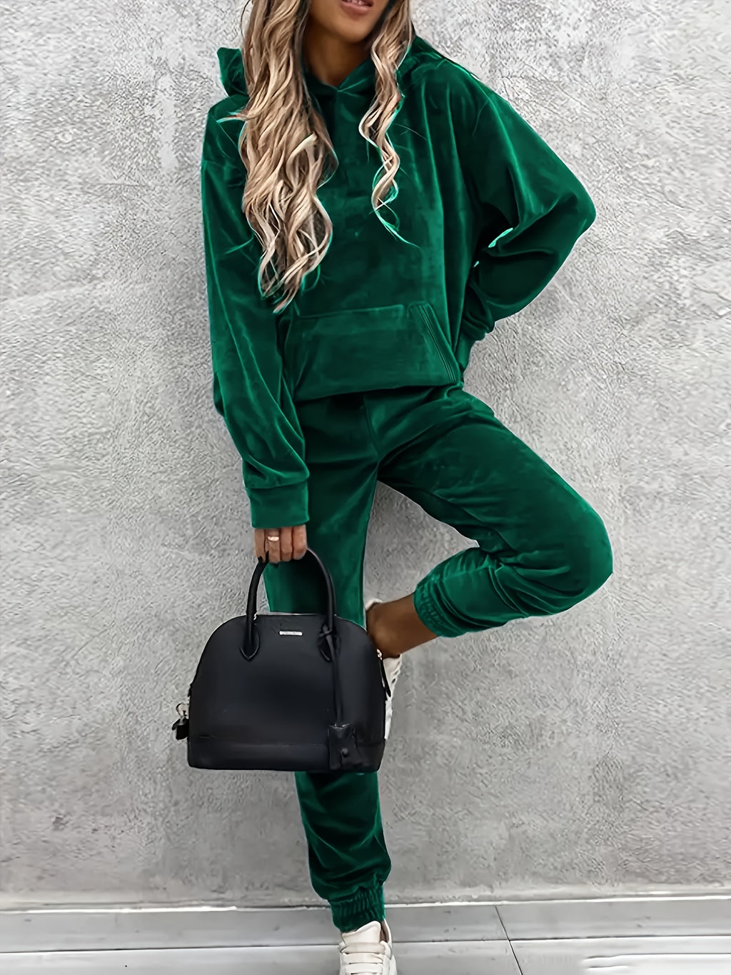 Velvet Hoodie Tracksuit Set Women 2-Piece Sweatsuit Long Sleeve Hoodie + Pants with Pockets | Warm Cozy Lounge Sportswear for Fall Winter Casual Daily Wear