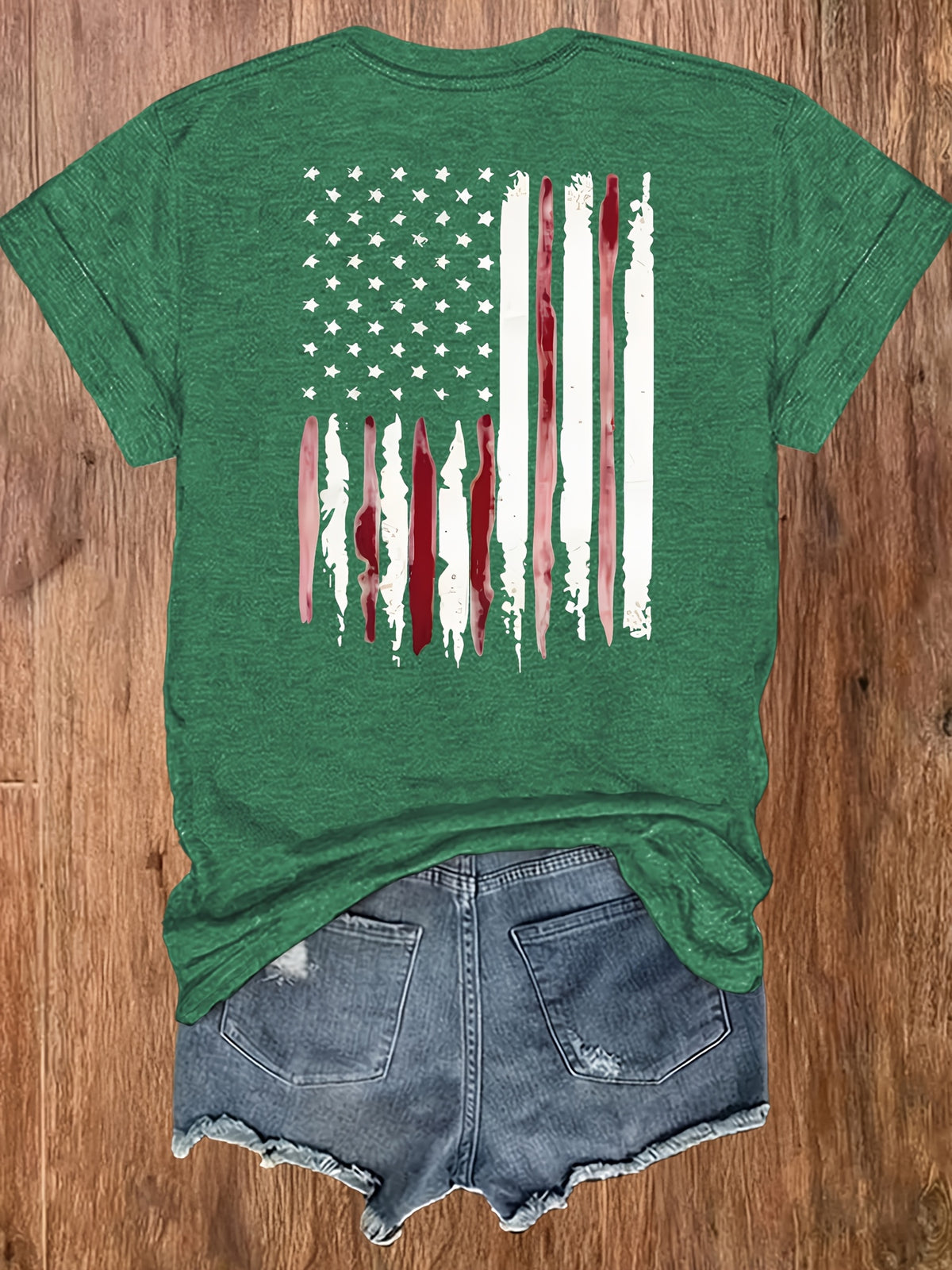 American Flag Print T-Shirt Women Patriotic Graphic Tee Short Sleeve Crew Neck | Fireworks USA Print Lightweight Breathable Top for 4th of July Summer Daily Wear