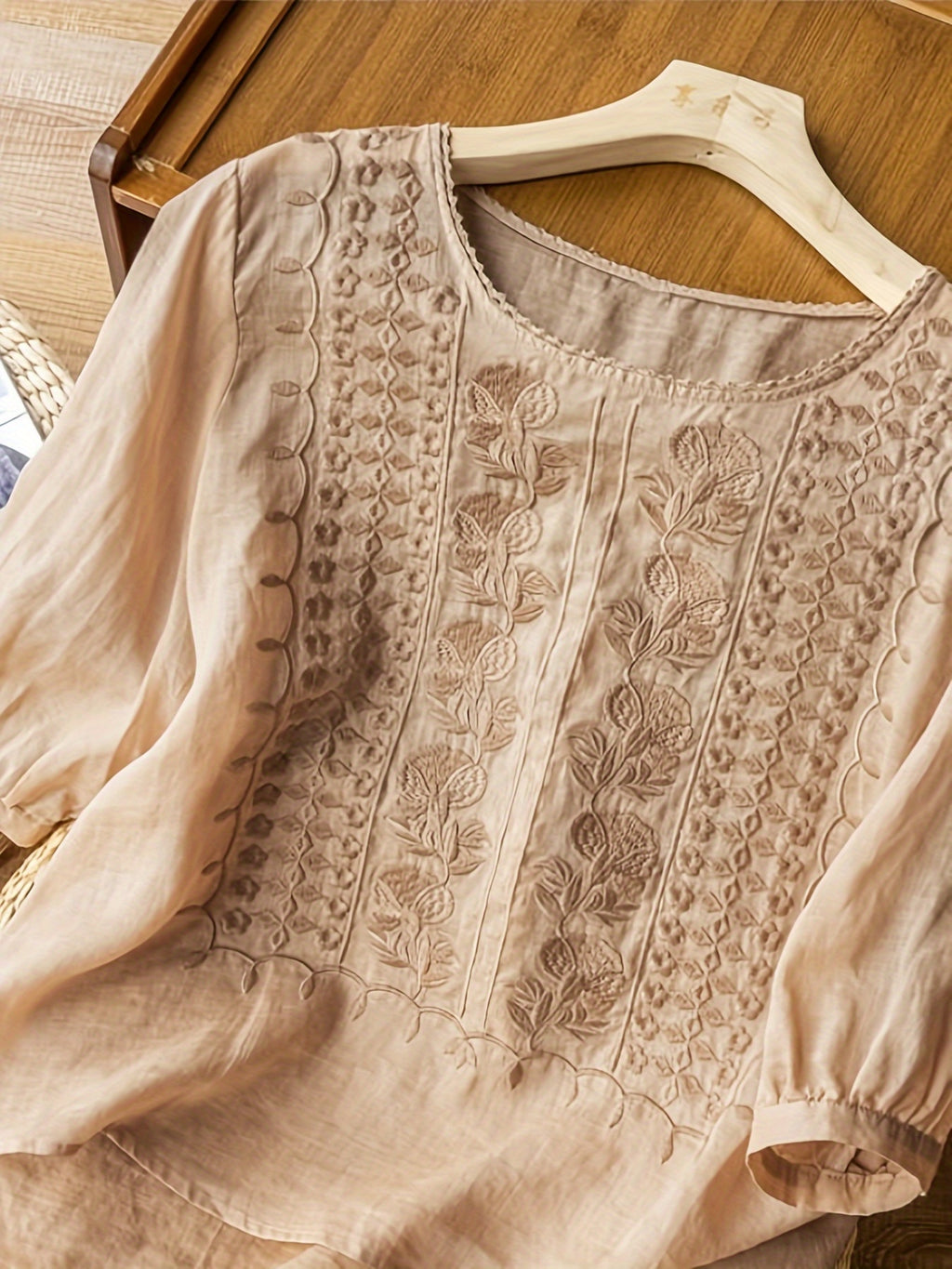 Boho Floral Embroidered Blouse Women V-Neck 3/4 Sleeve Loose Cotton Top Casual Applique All-Season Stretch Shirt S-XXL