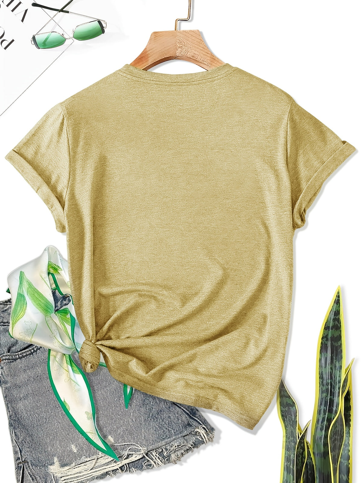Knotted Hem Slogan Graphic T-Shirt for Women – Funny ‘If I Shenan Once I’ll Shenanigan’ Print Round Neck Casual Street Style Tee for Everyday Wear