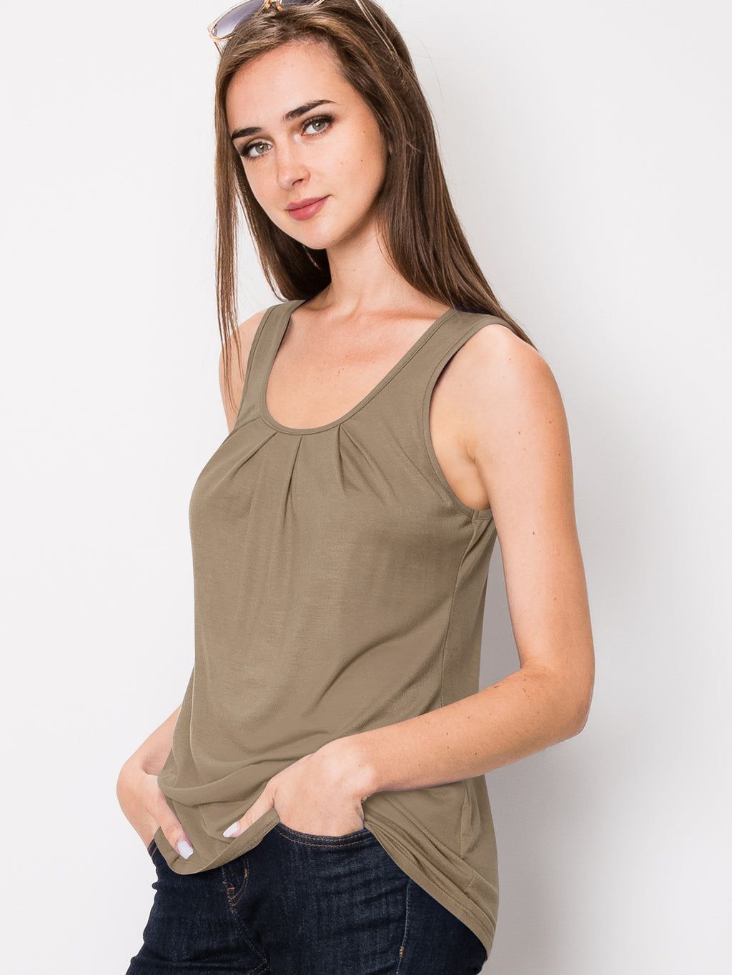 Women's Sleeveless Scoop Neck Tank Top Loose Fit Breathable Casual Layering Shirt 20 Colors Summer Essential