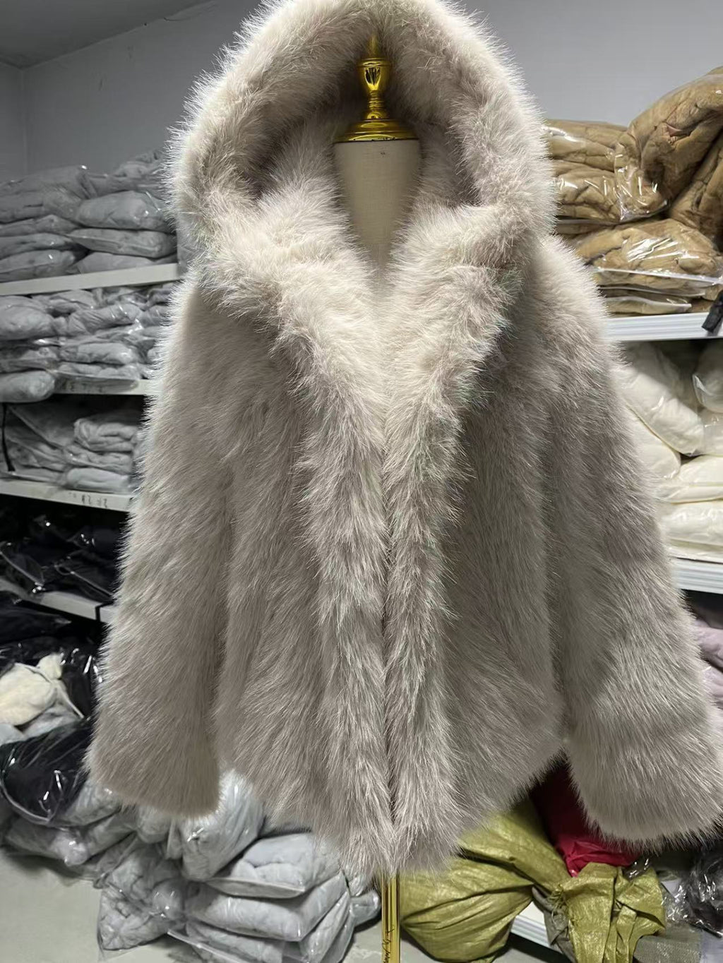Faux Fox Fur Hooded Coat for Women, Pink Plush Fluffy Overcoat, Warm Winter Long Sleeve Jacket, Cozy Artificial Fur Outerwear for Fall and Winter