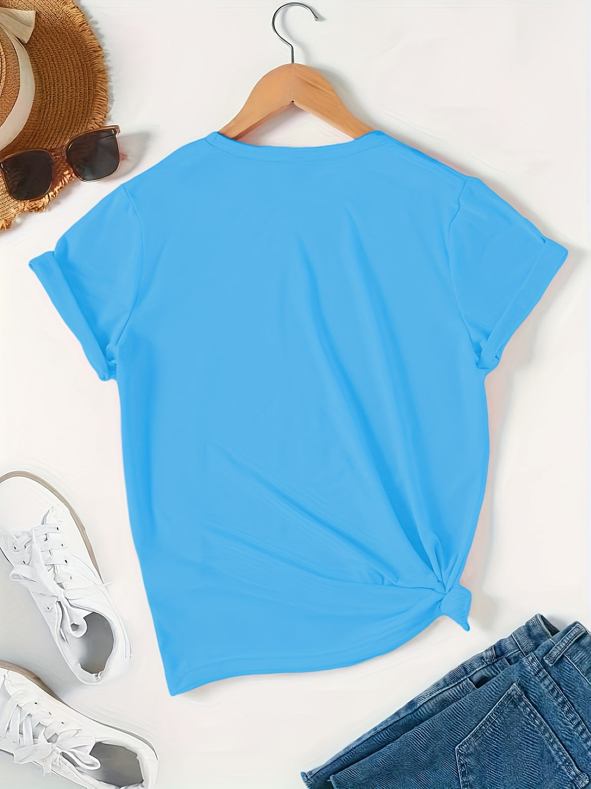 Women's Anime Alphabet Graphic Print Round Neck T-Shirt 180g Short Sleeve Smooth Knit Casual Spring Summer Tee