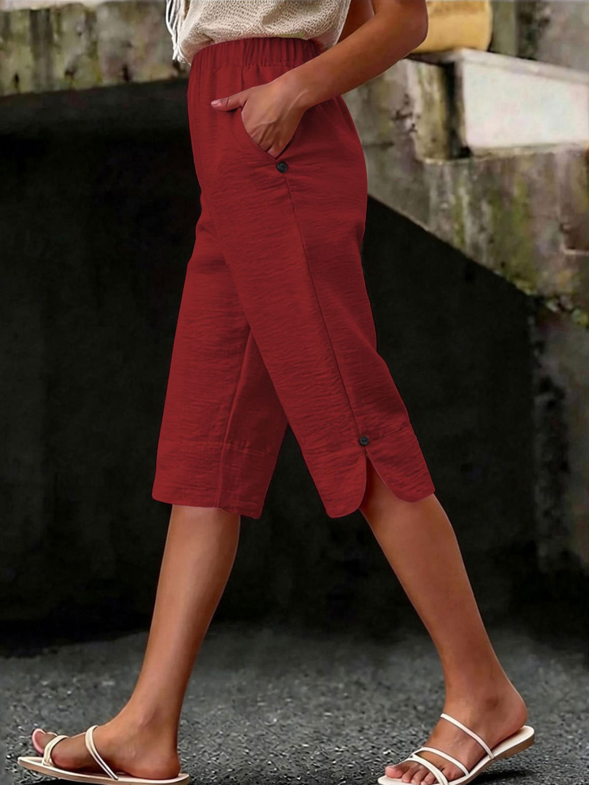 Women's Wide-Leg Capri Pants Elastic Waist Decorative Button Side Pockets Relaxed Fit Casual Summer Beach Trousers for Women