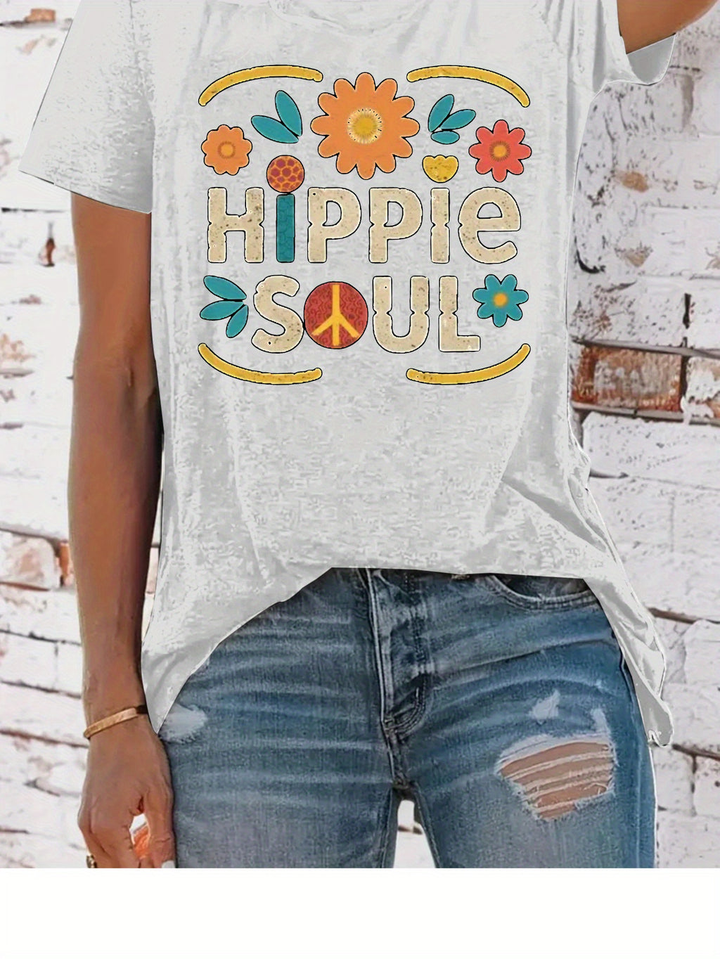 Hippie Soul Boho Graphic Tee Women Vintage Floral Print Festival Casual Comfortable Blend T-Shirt 5 Colors S-XXL