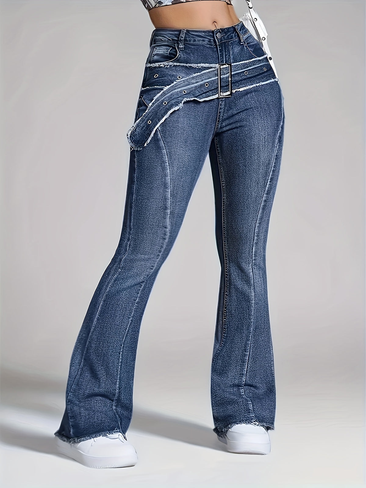 Women's Retro Washed Fringe Flared Jeans Fake Waistband Curved Hem Slightly Flared Bootcut Medium Blue S-XXL