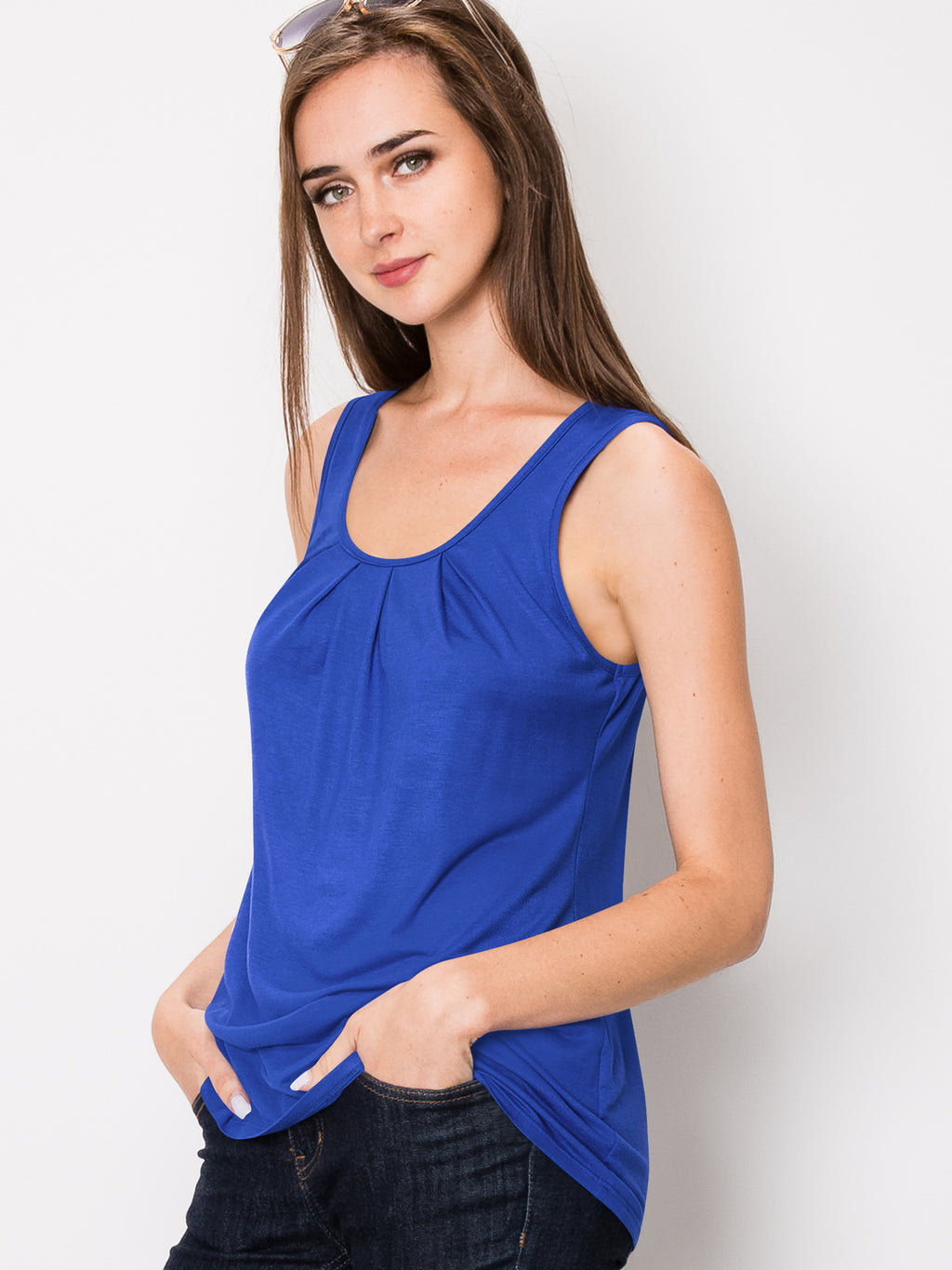 Women's Sleeveless Scoop Neck Tank Top Loose Fit Breathable Casual Layering Shirt 20 Colors Summer Essential