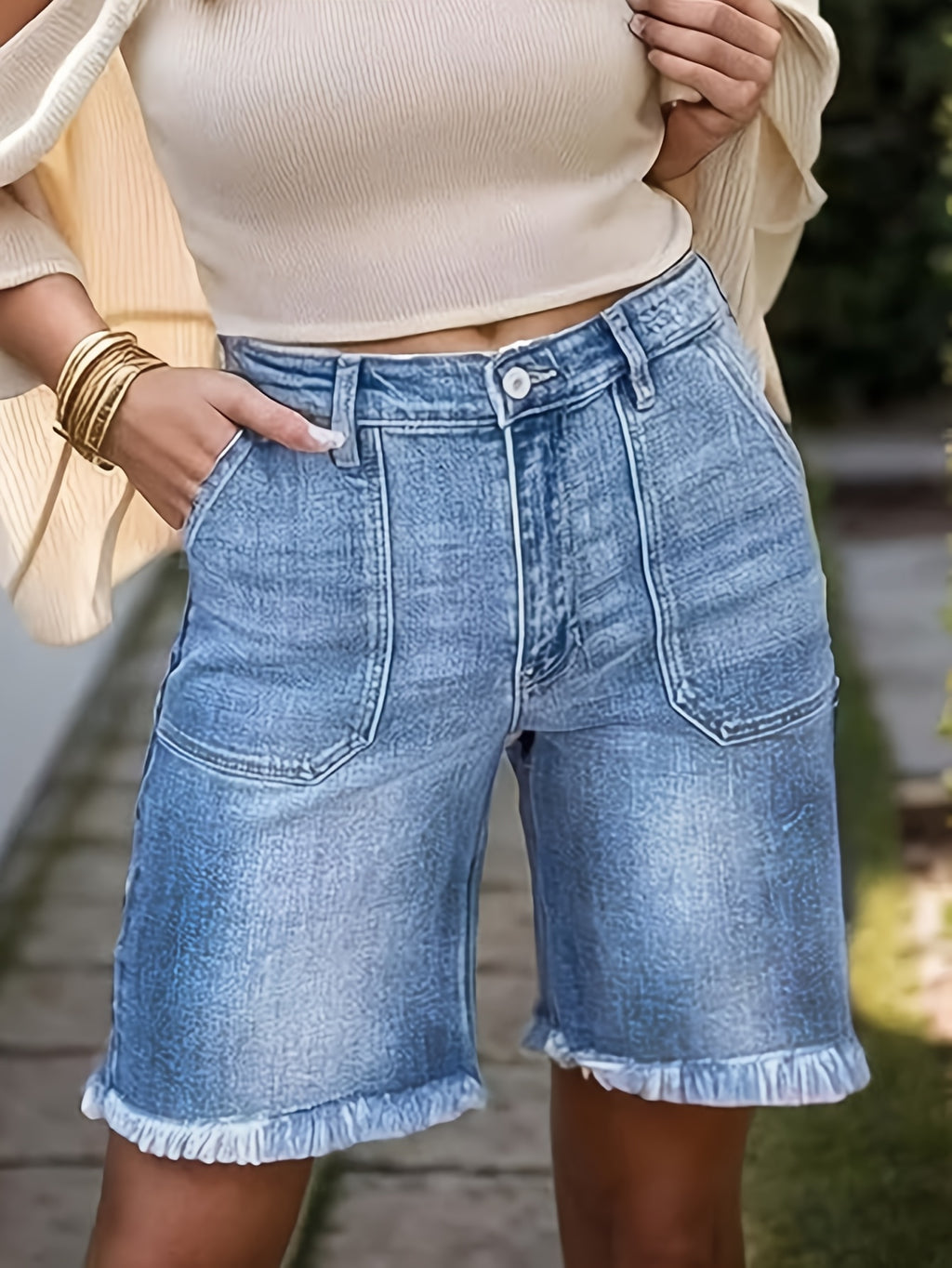 High Waist Frayed Hem Cargo Denim Shorts Women Gradient Wash Casual Jean Shorts Light Blue S M L XL XXL