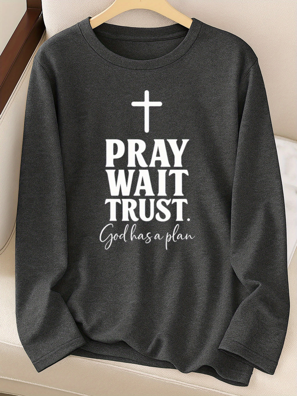 Faith Christian Print Women Long Sleeve T-Shirt Crew Neck Casual Spiritual Graphic Tee Soft Breathable Everyday Top Spring Fall