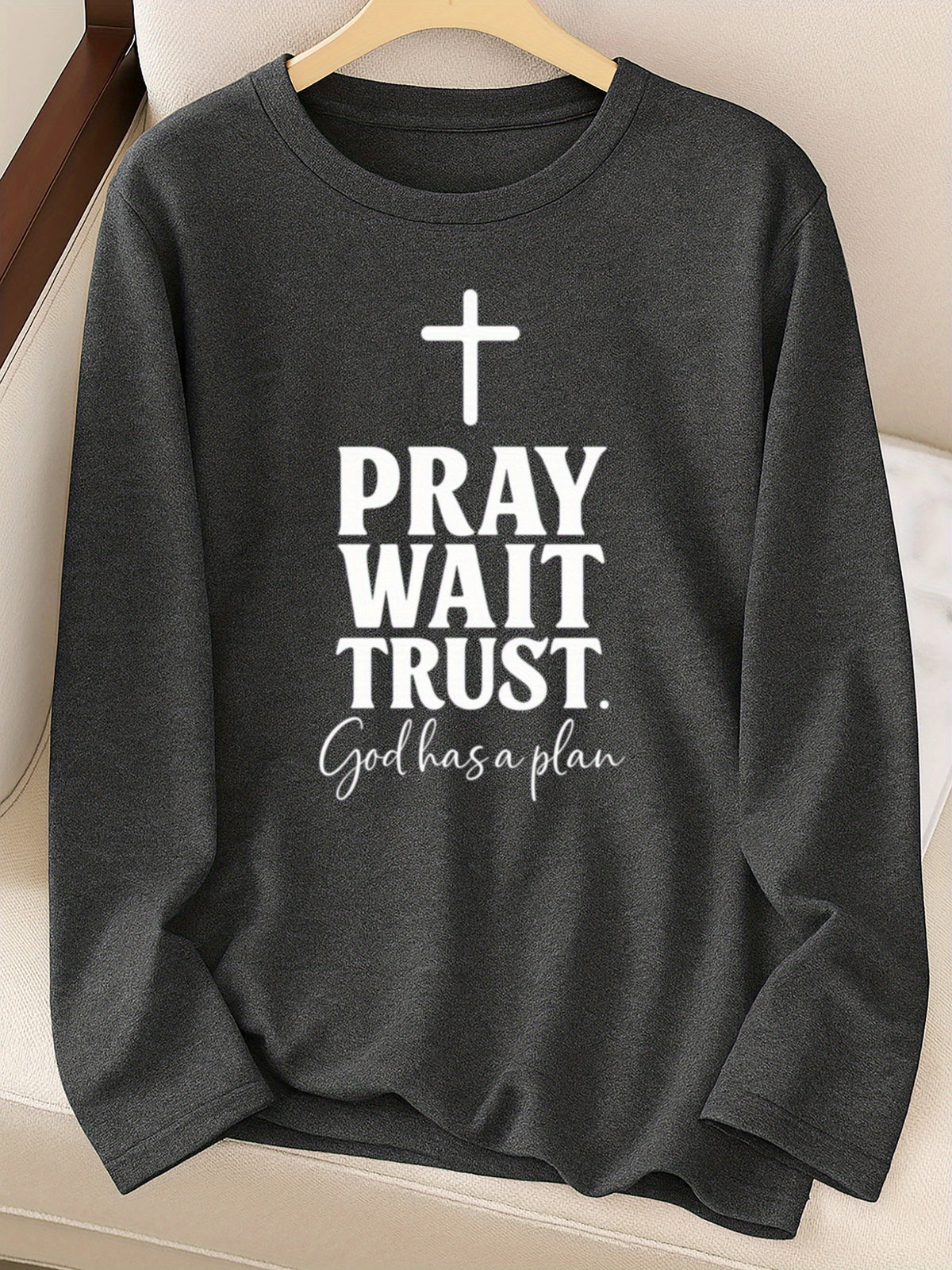 Faith Christian Print Women Long Sleeve T-Shirt Crew Neck Casual Spiritual Graphic Tee Soft Breathable Everyday Top Spring Fall
