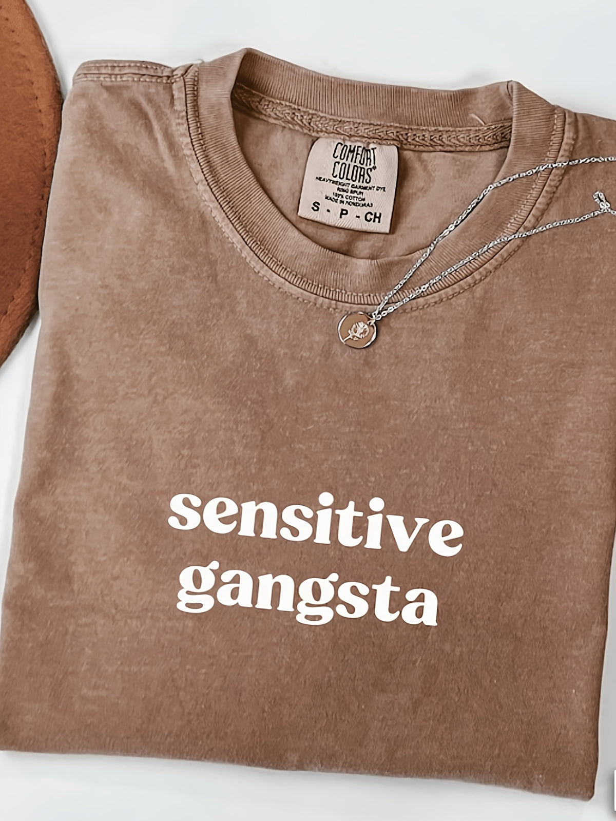Sensitive Gang Slogan Graphic T-Shirt for Women Crew Neck Short Sleeve Loose Fit Casual Tee Funny Street Style Top Brown Pattern Summer Essential