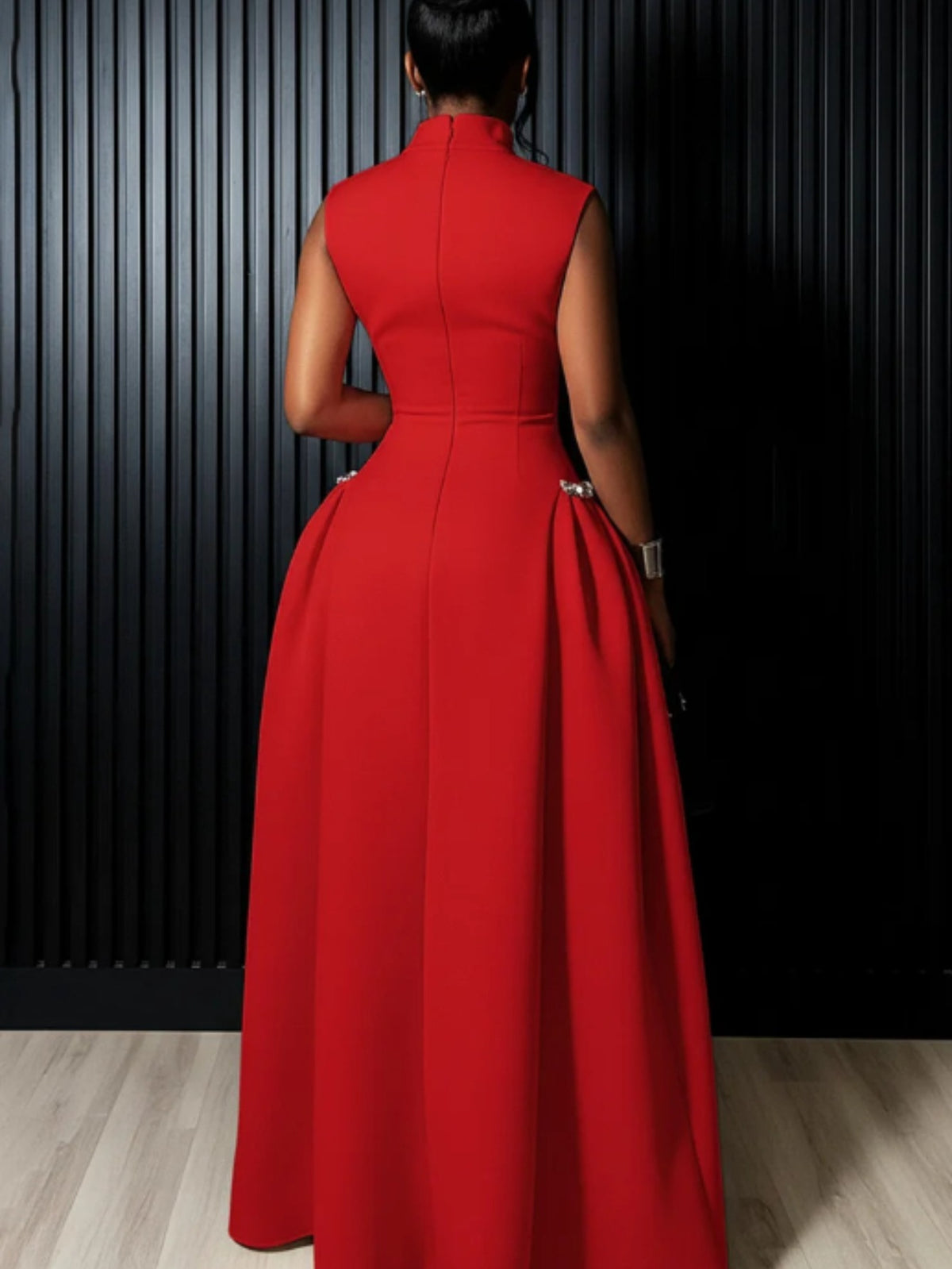 Red Pleated Maxi Dress Women Sleeveless Mock Neck Waist Tie Structured Formal Gala Evening Luxury Party Dress S-XXL