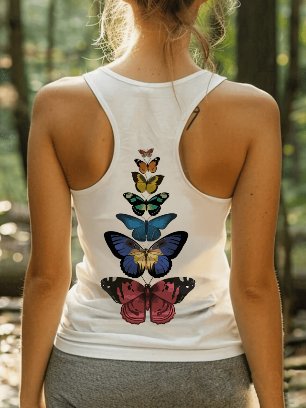 Butterfly Print Graphic Tank Top for Women Round Neck Casual Vest Sleeveless Art Letter Design Breathable Machine Washable Spring Summer Top