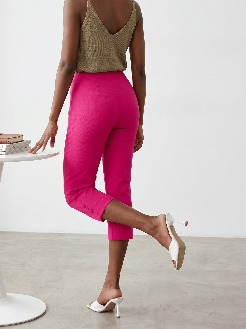 Capri Pants for Women High Waist Slim Fit – Breathable Stretch Fabric with Pockets, Work Exercise Daily Wear Versatile Cropped Trousers, Comfortable Fitted Bottoms Multiple Colors S-XXL