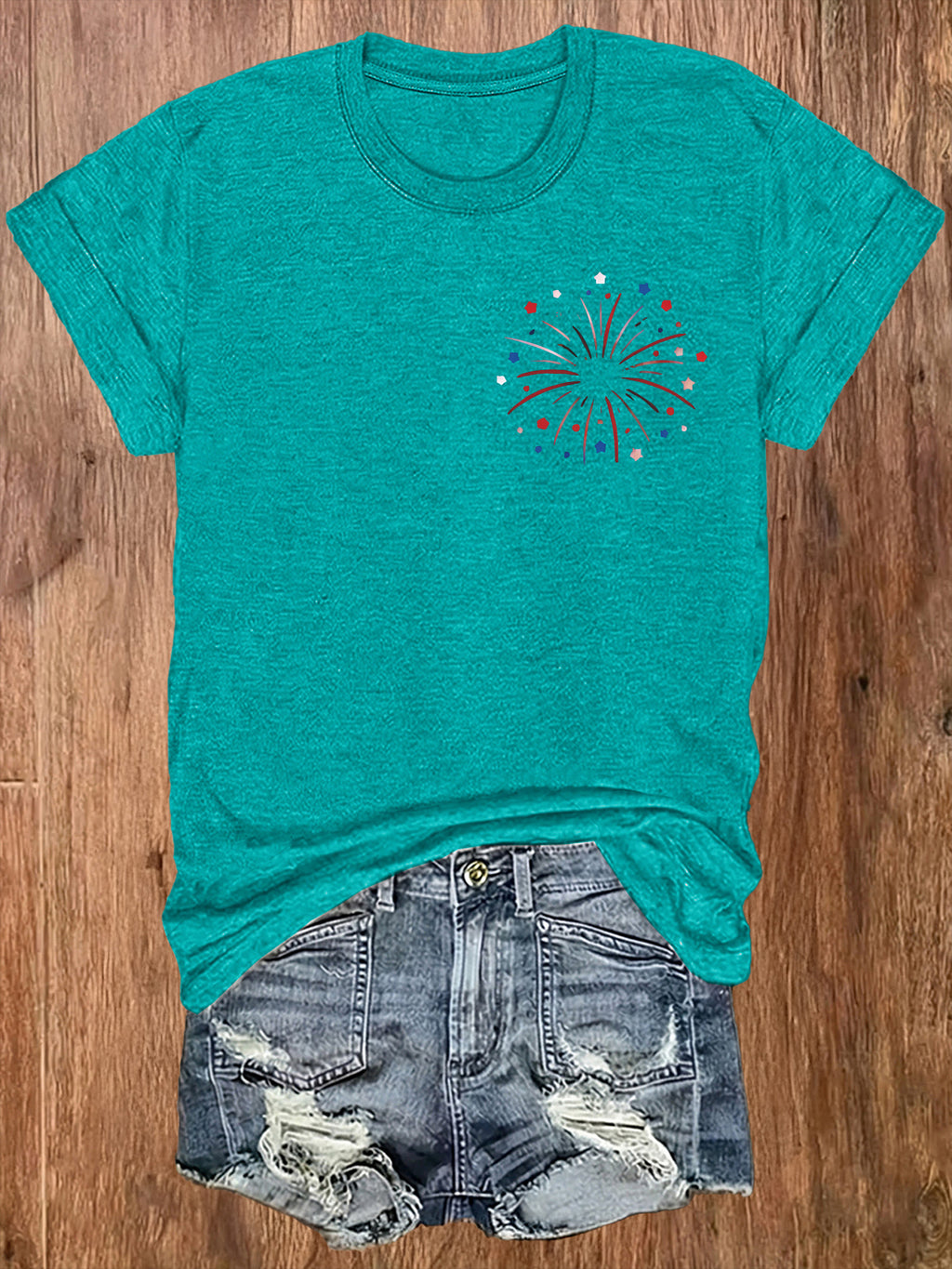 American Flag Print T-Shirt Women Patriotic Graphic Tee Short Sleeve Crew Neck | Fireworks USA Print Lightweight Breathable Top for 4th of July Summer Daily Wear