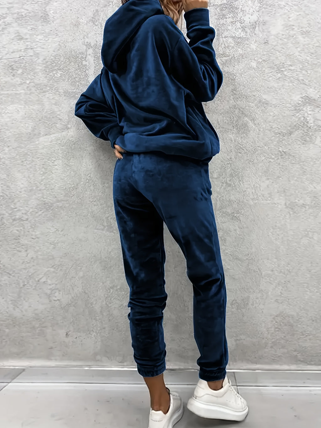 Velvet Hoodie Tracksuit Set Women 2-Piece Sweatsuit Long Sleeve Hoodie + Pants with Pockets | Warm Cozy Lounge Sportswear for Fall Winter Casual Daily Wear