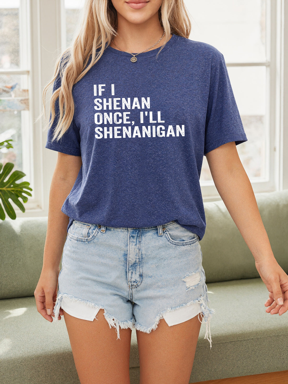 Knotted Hem Slogan Graphic T-Shirt for Women – Funny ‘If I Shenan Once I’ll Shenanigan’ Print Round Neck Casual Street Style Tee for Everyday Wear