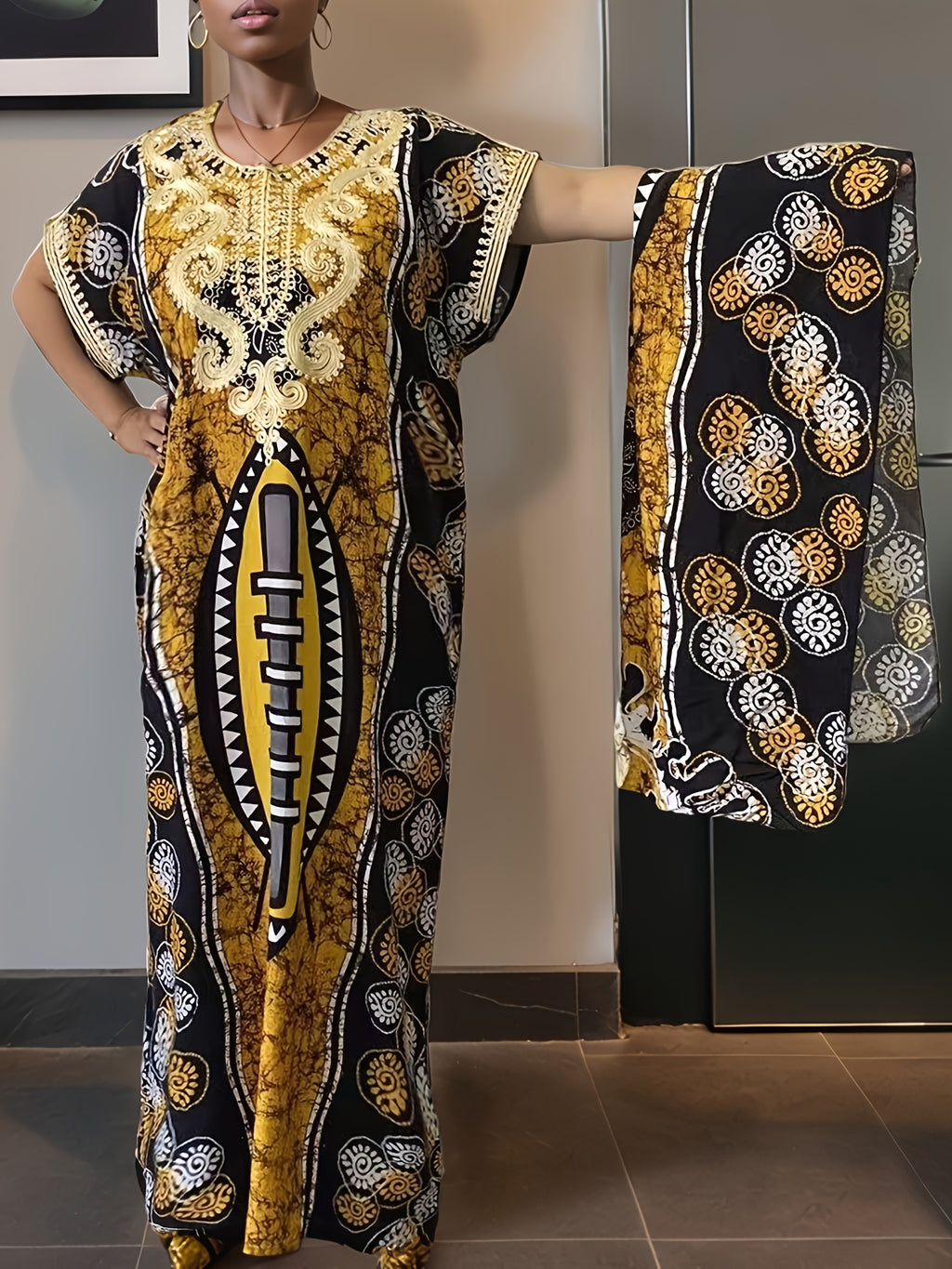 Maxi Kaftan Dress Women Arabic Abaya Robe Golden Embroidered Islamic Embellishments Batwing Sleeve Round Neck Long Modest Dress Machine Washable