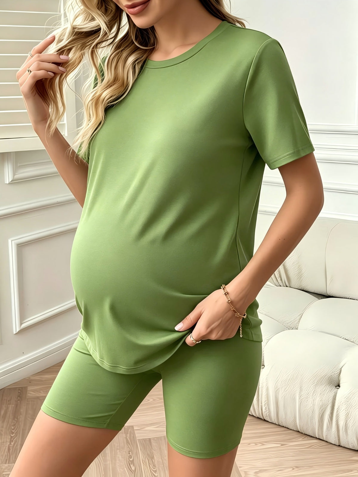 Maternity T-Shirt Women Tropical Flower Alphabet Print Front Back Graphic Tee Street Style Plus Size Pregnancy Top Casual Loose Fit