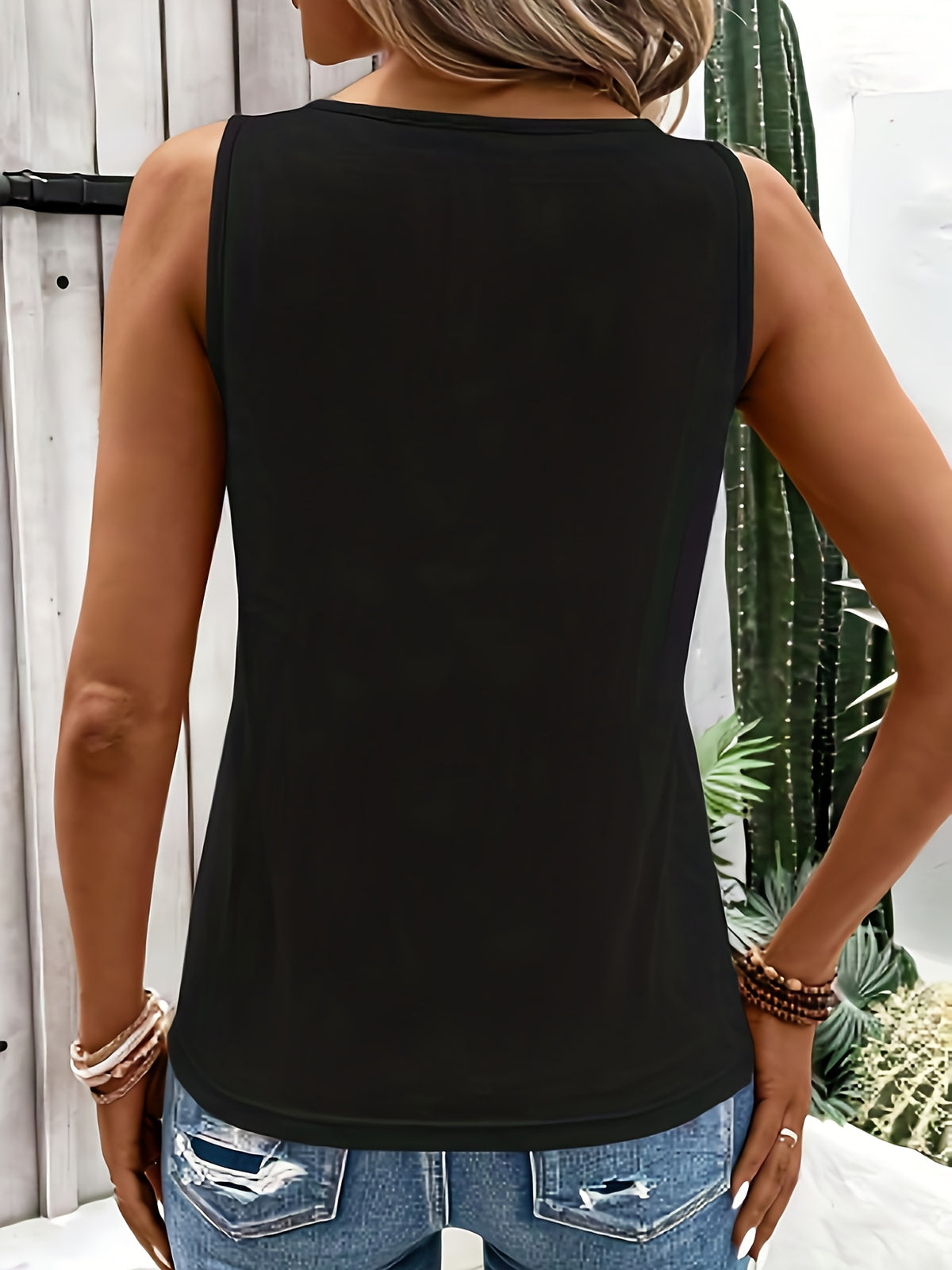 Y2K Cut-Out Ring Accent Cami Top for Women | Stretchy V-Neck Sleeveless Blouse | Solid Casual Chic Night Out Top | Lightweight Spring Summer Vacation Tank Women