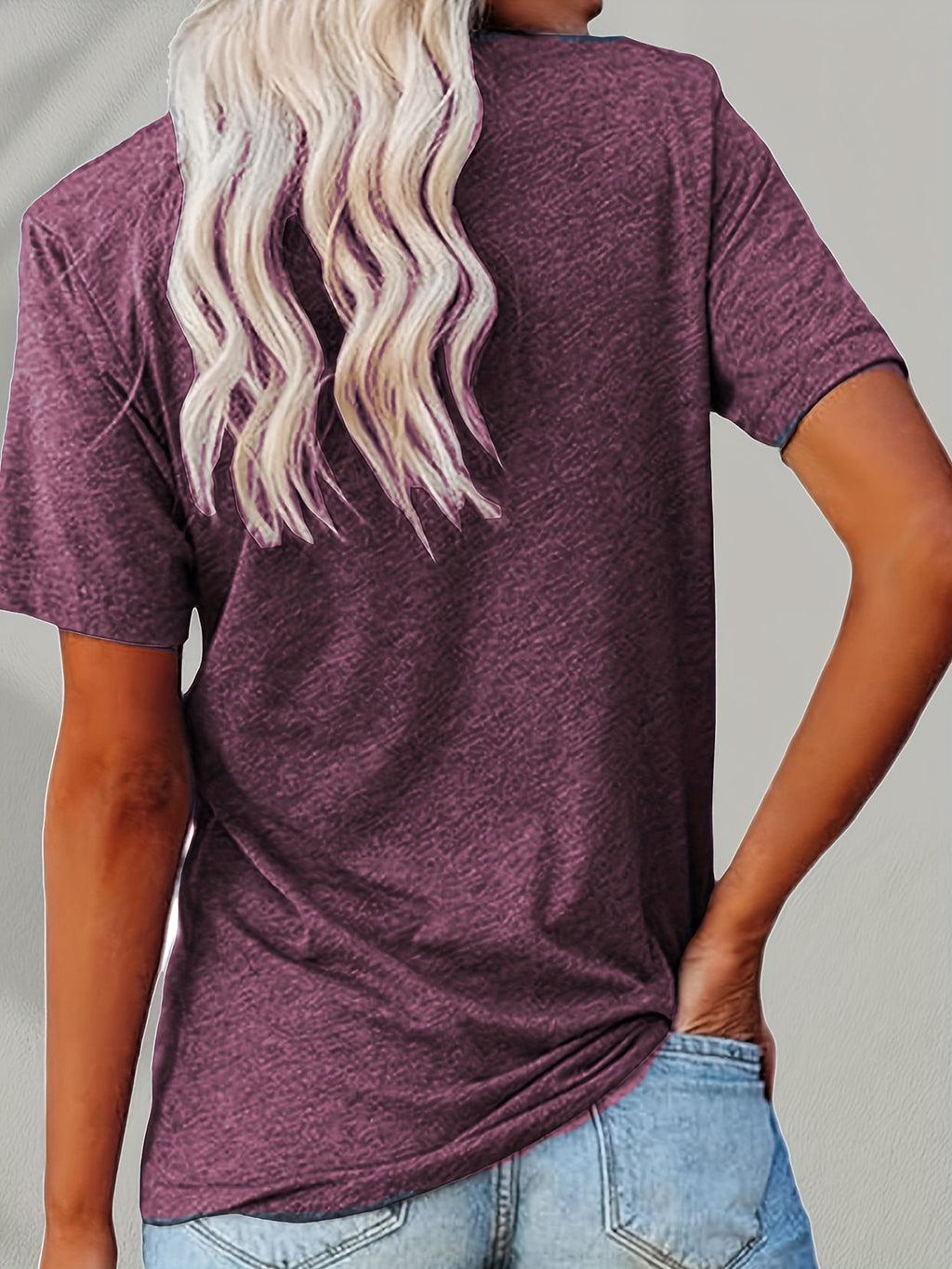 Hippie Soul Boho Graphic Tee Women Vintage Floral Print Festival Casual Comfortable Blend T-Shirt 5 Colors S-XXL