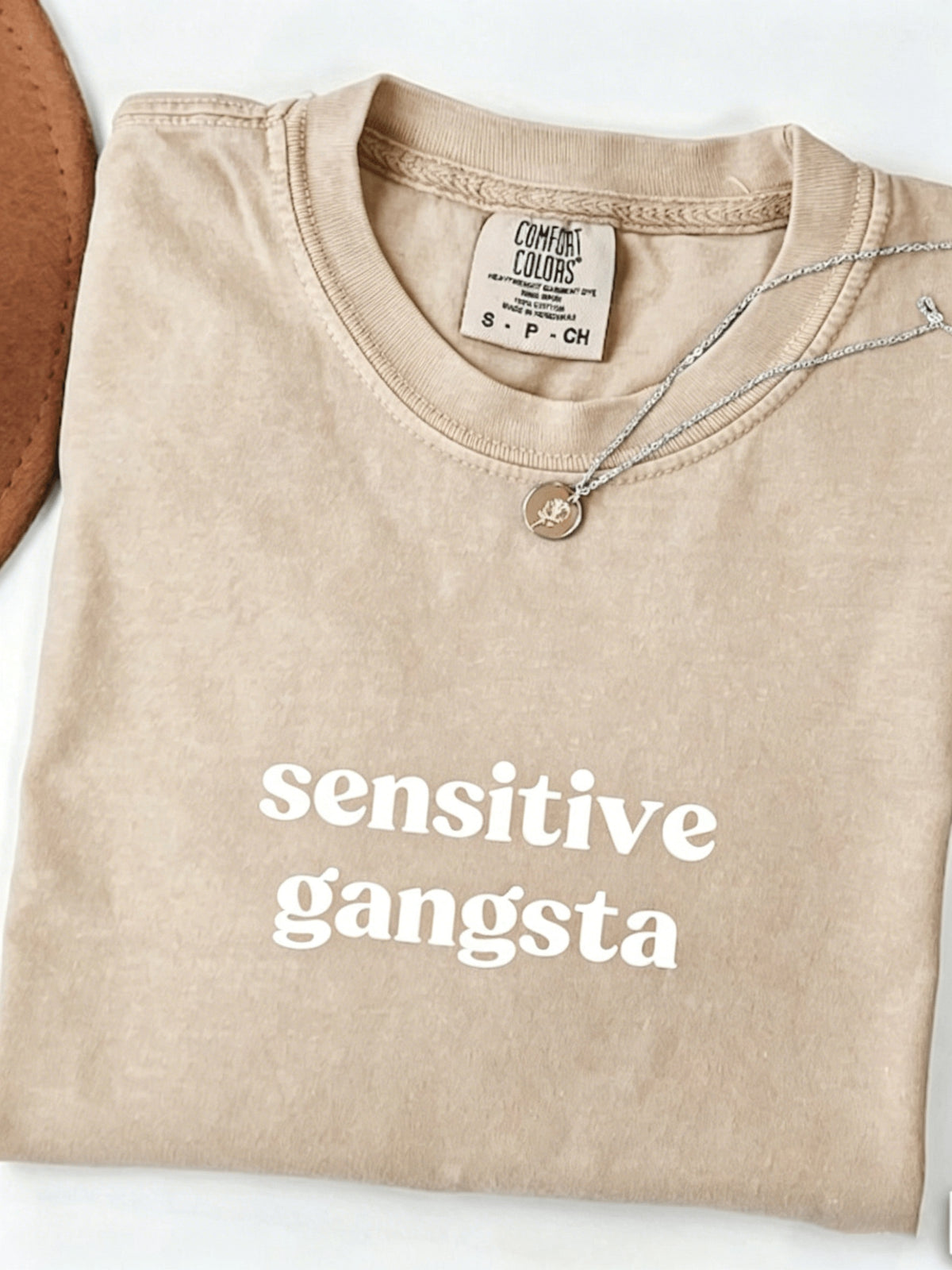Sensitive Gang Slogan Graphic T-Shirt for Women Crew Neck Short Sleeve Loose Fit Casual Tee Funny Street Style Top Brown Pattern Summer Essential