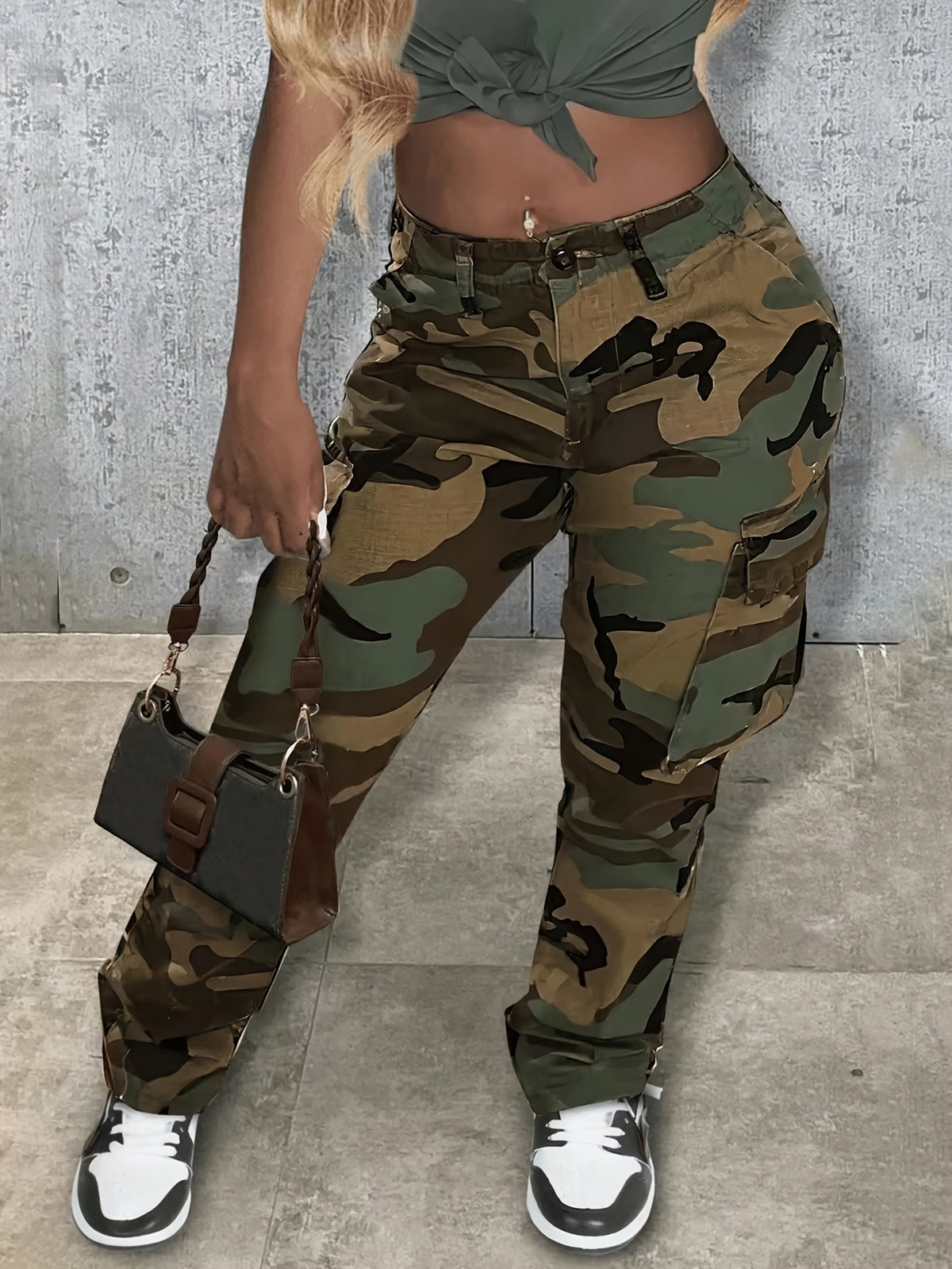 Camo Cargo Pants Women Wide Leg Camouflage Army Fatigue Sweatpants Flap Pockets Streetwear Casual Outdoor