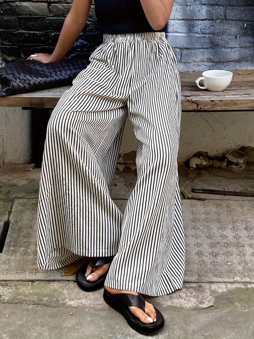 Striped Wide Leg Pants Women Elastic Waist Vertical Stripe Casual Trousers Comfortable Year Round Wear Machine Washable