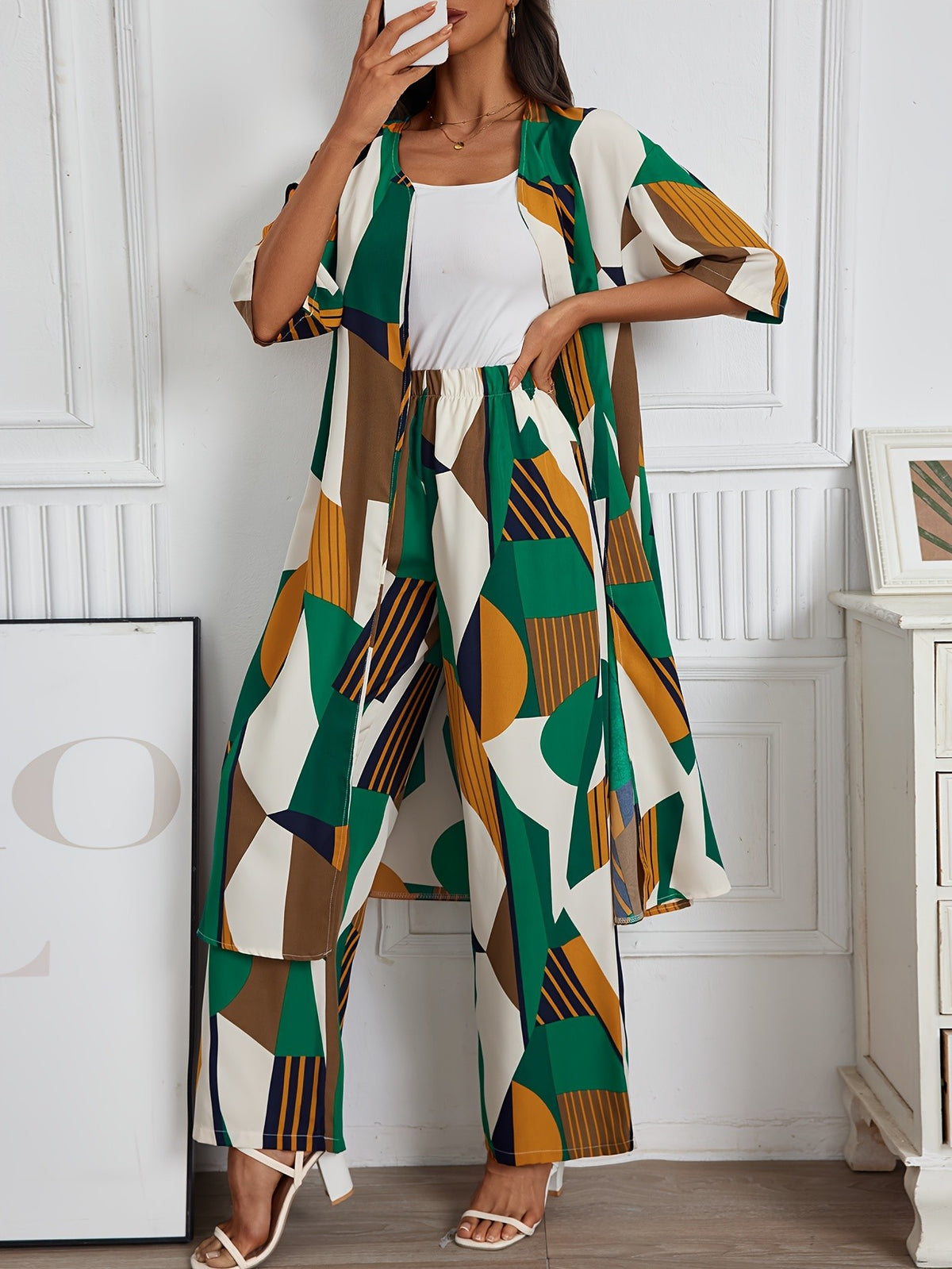 Women's 2 Piece Geo Print Pantsuit Set Short Sleeve Shirt and Wide Leg Pants Vacation Outfit Casual Elegant Summer Matching Set