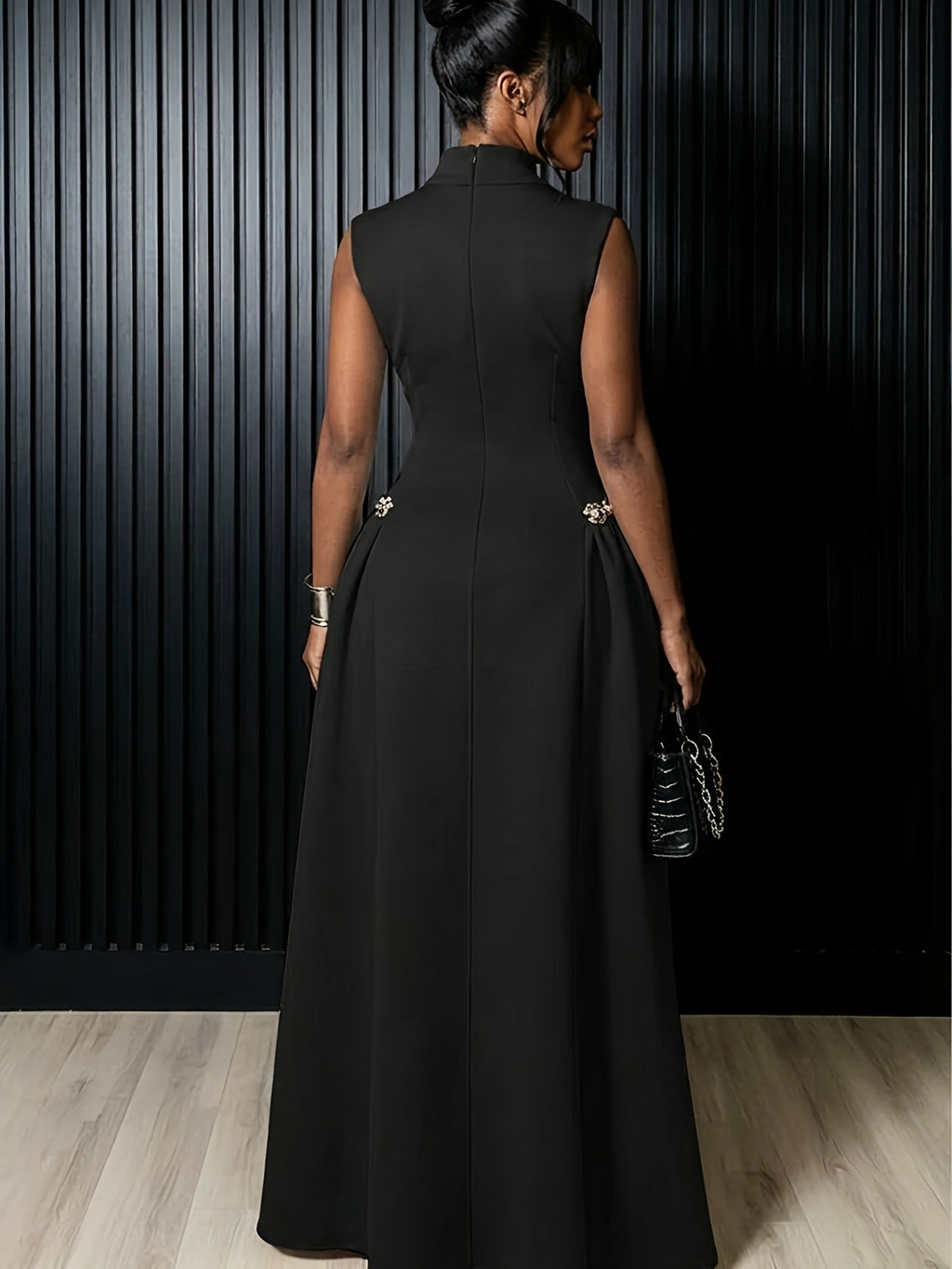 Red Pleated Maxi Dress Women Sleeveless Mock Neck Waist Tie Structured Formal Gala Evening Luxury Party Dress S-XXL