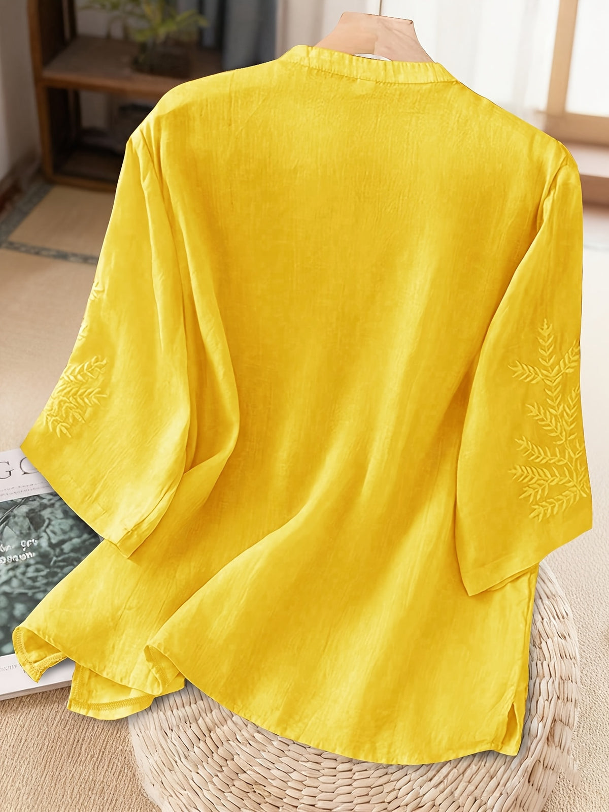 Solid Color Embroidered Loose Top Women Casual Flowy Lightweight Spring Summer Everyday Blouse Shirt for Women