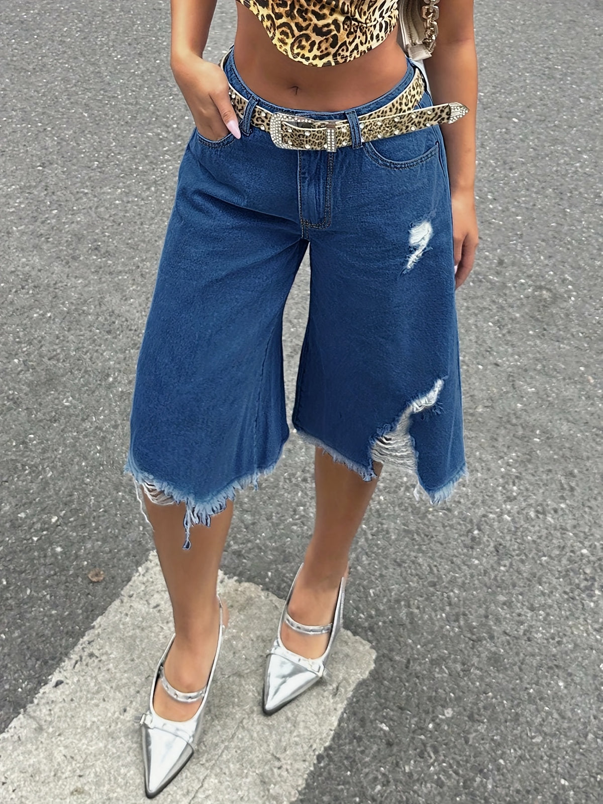 High Waisted Ripped Denim Shorts Women Loose Straight Cut Fringed Hem Non-Stretch Button Pockets Machine Washable Casual Summer
