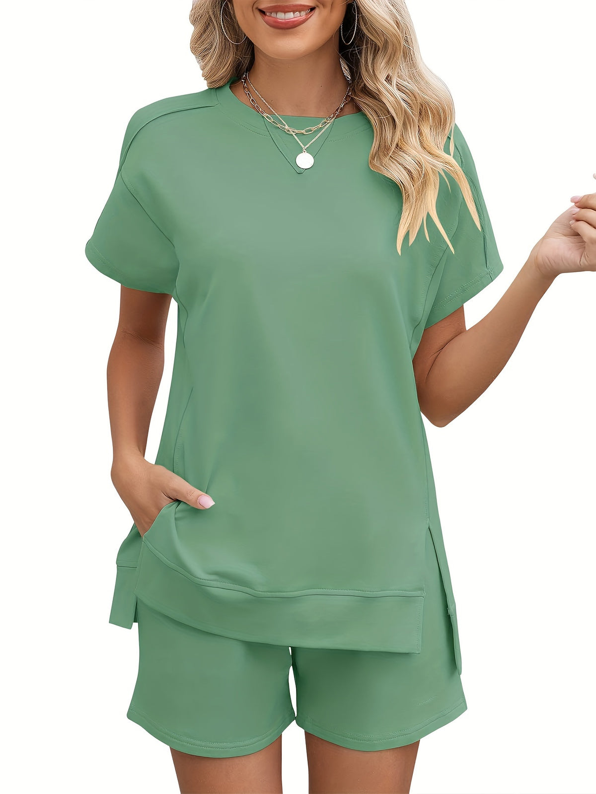 Solid Color Short Sleeve & Shorts 2-Piece Set for Women – Round Neck Slit Top with Matching Shorts, Casual Summer Loungewear Outfit