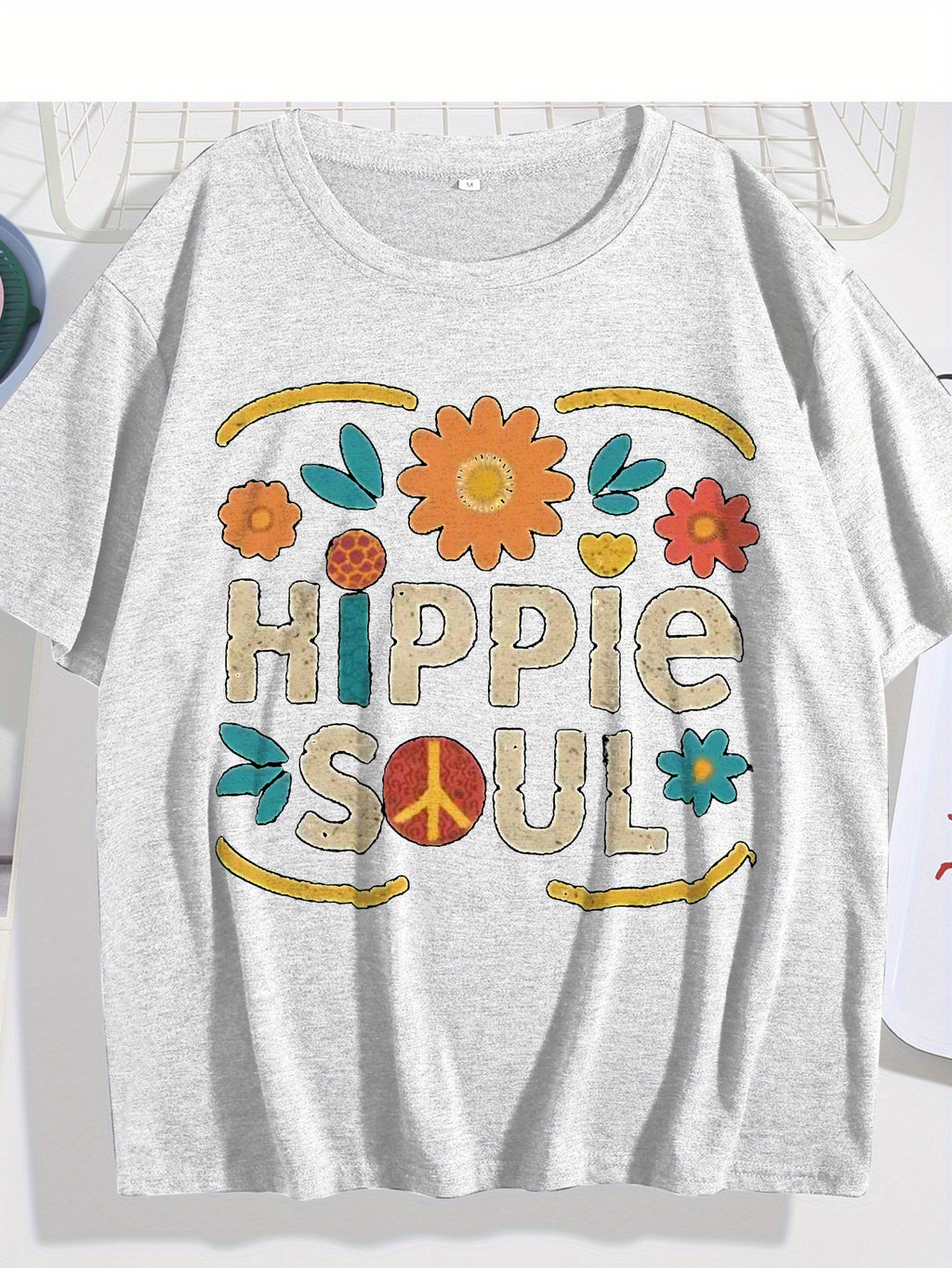 Hippie Soul Boho Graphic Tee Women Vintage Floral Print Festival Casual Comfortable Blend T-Shirt 5 Colors S-XXL