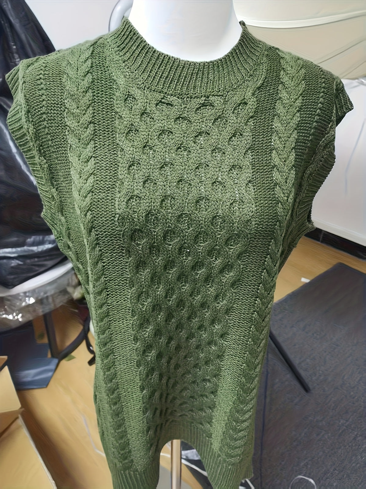 Cable Knit Sweater Vest Women Sleeveless Round Neck Slit Hem Solid Color Layering Top - Casual Semi-Formal Acrylic Knitwear Spring Summer Fall